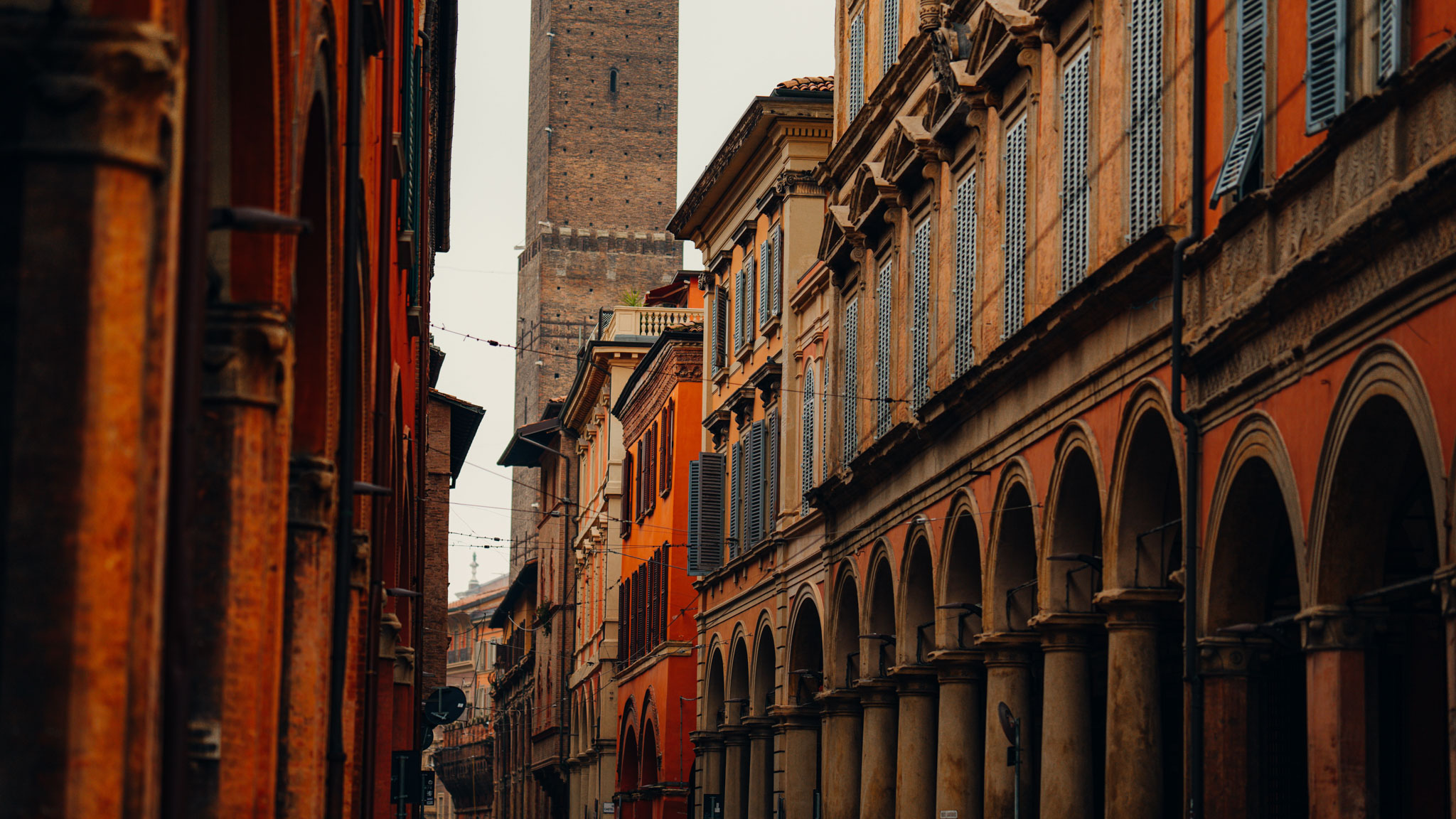 charming-bologna-street-view-with-historic-archite-2026-03-18-11-01-00-utc.jpg